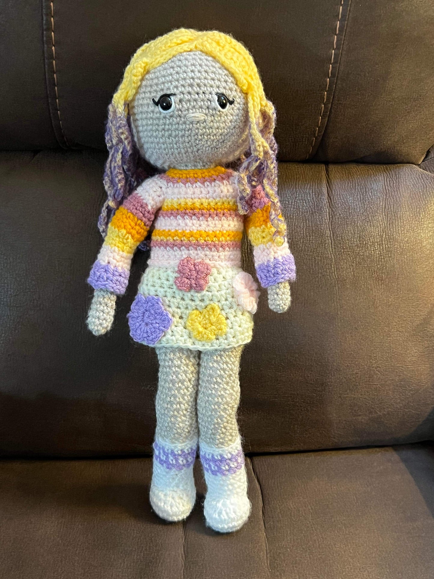 Enid Sinclair – Crochet Hugs by Cathy